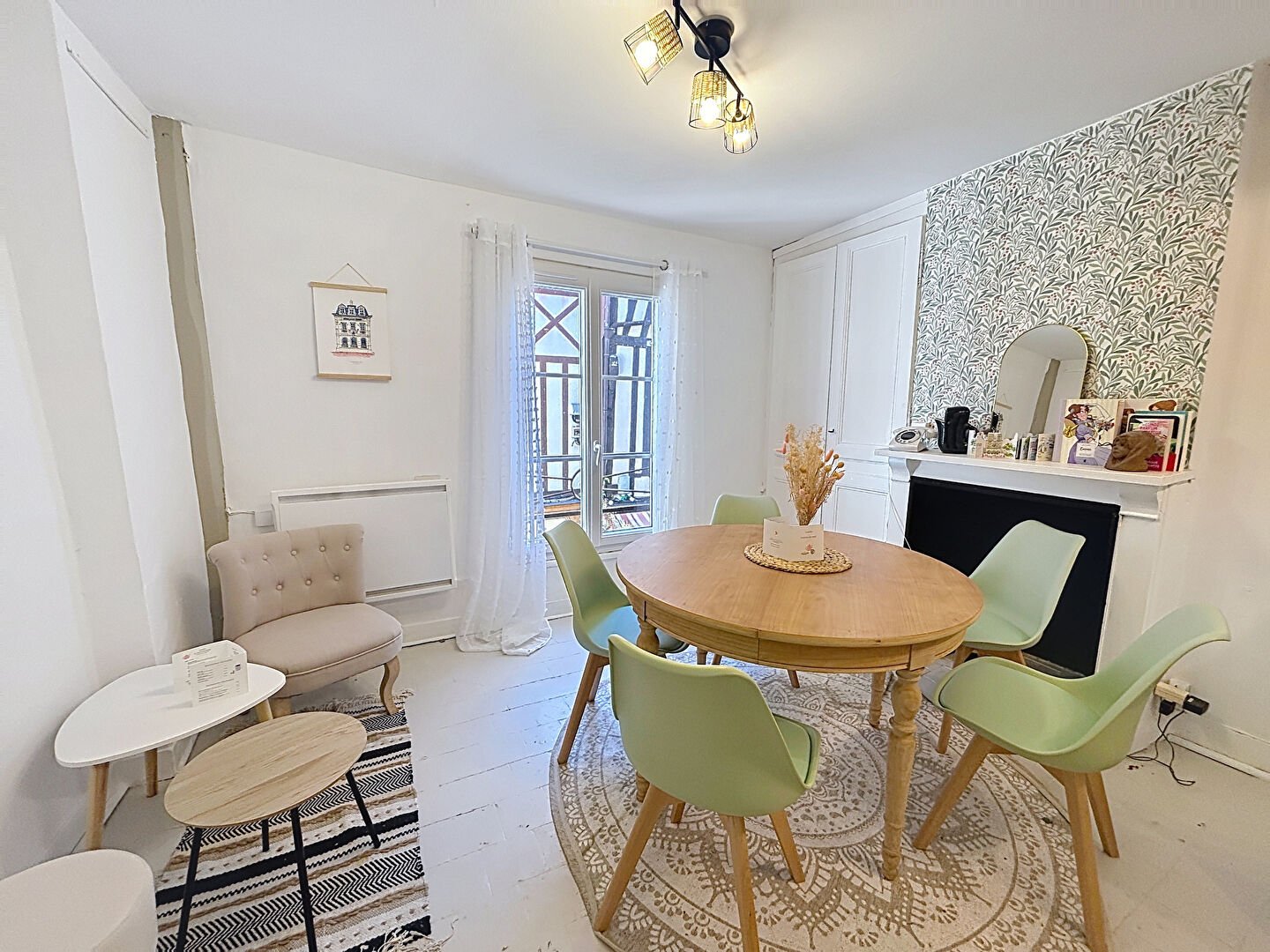 Local commercial de 43 m² en plein centre-ville — Pont-Audemer — photo 4